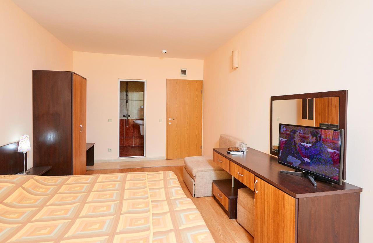 Guest House California Поморие Экстерьер фото