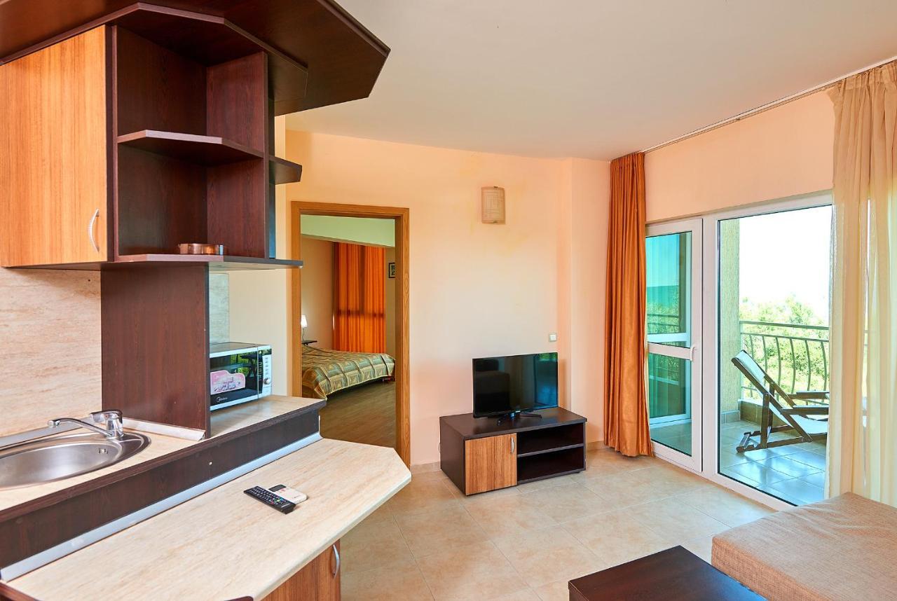 Guest House California Поморие Экстерьер фото